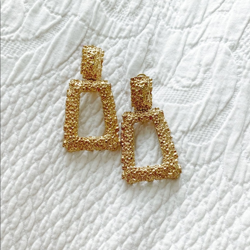 Zara Gold Square Earrings